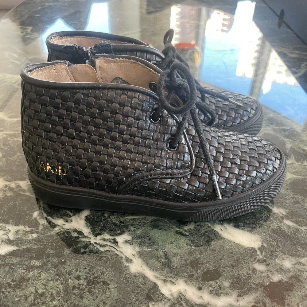 Akid Black Woven Leather Unisex Kids Sneakers, Size 10 Toddler/Little Kid